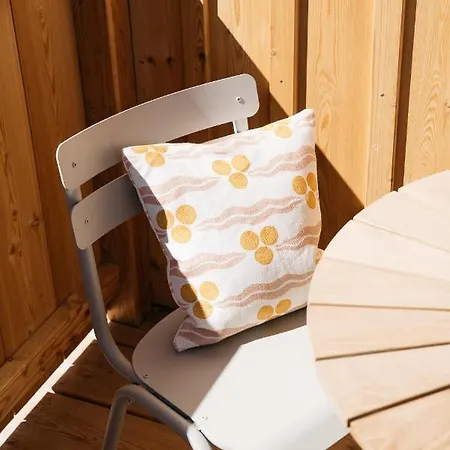 Отель Alma - A Lakeside Boutique Санкт Гильген