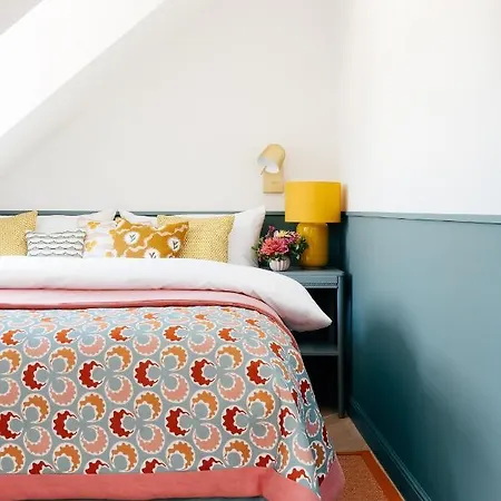 Alma - A Lakeside Boutique 성길벤