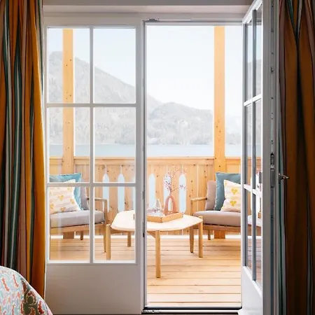 Alma - A Lakeside Boutique ホテル 3*