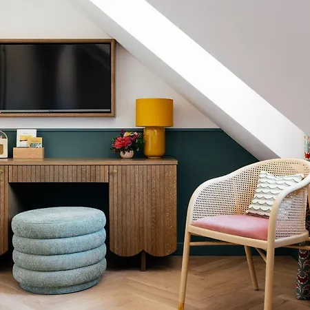 Hotel Alma - A Lakeside Boutique 3*